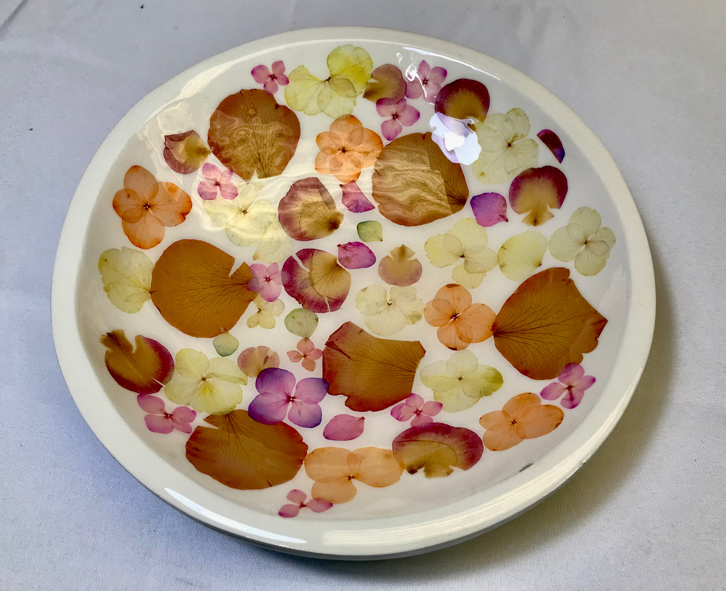 Round Bowl-Pressed Flowers - Restoration Oak