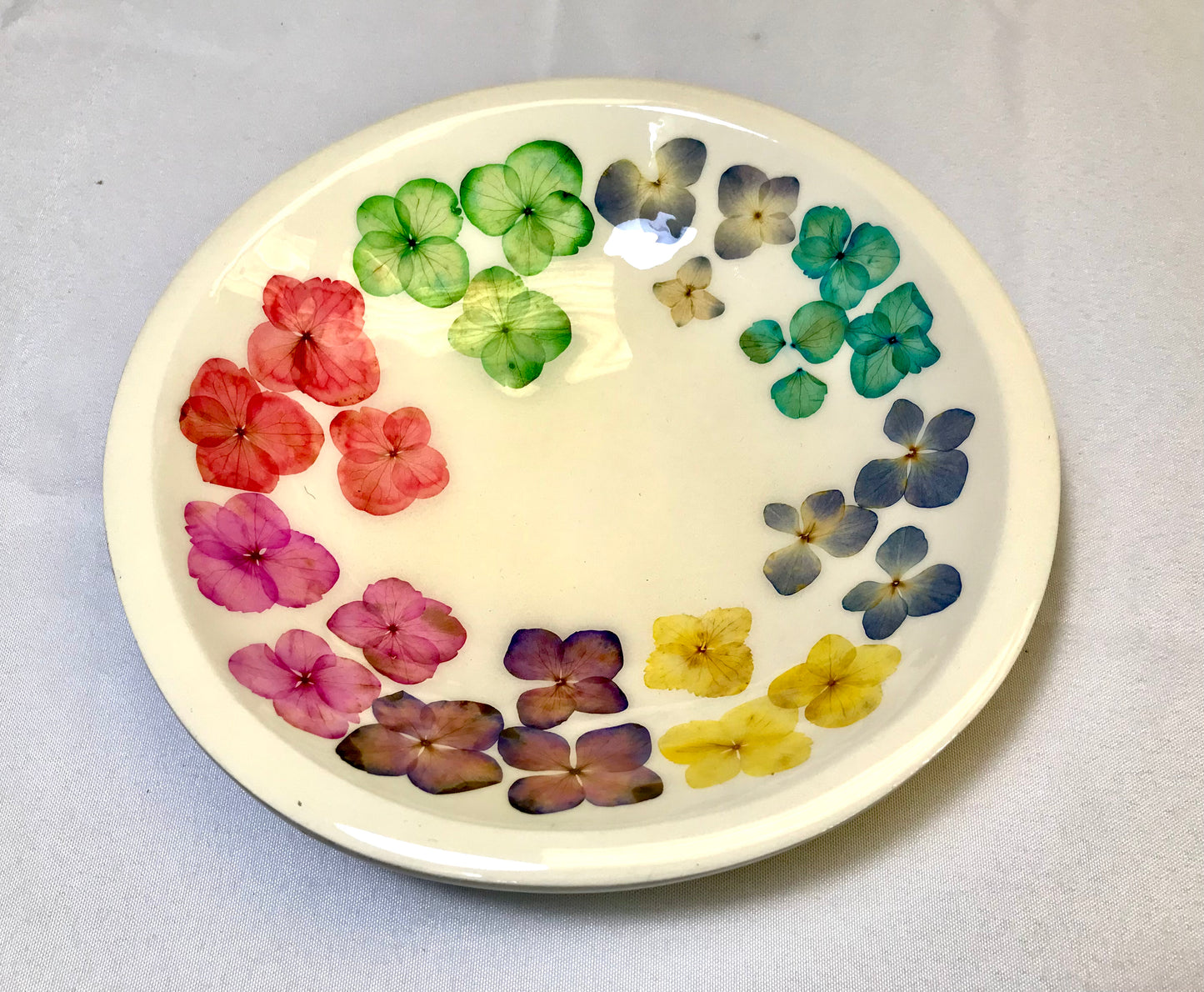 Round Bowl-Pressed Flowers - Restoration Oak