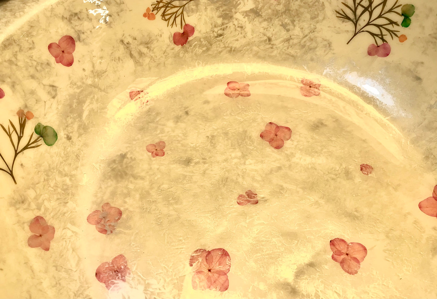 Large Round Platter (Metallic)-Pressed Flowers - Restoration Oak