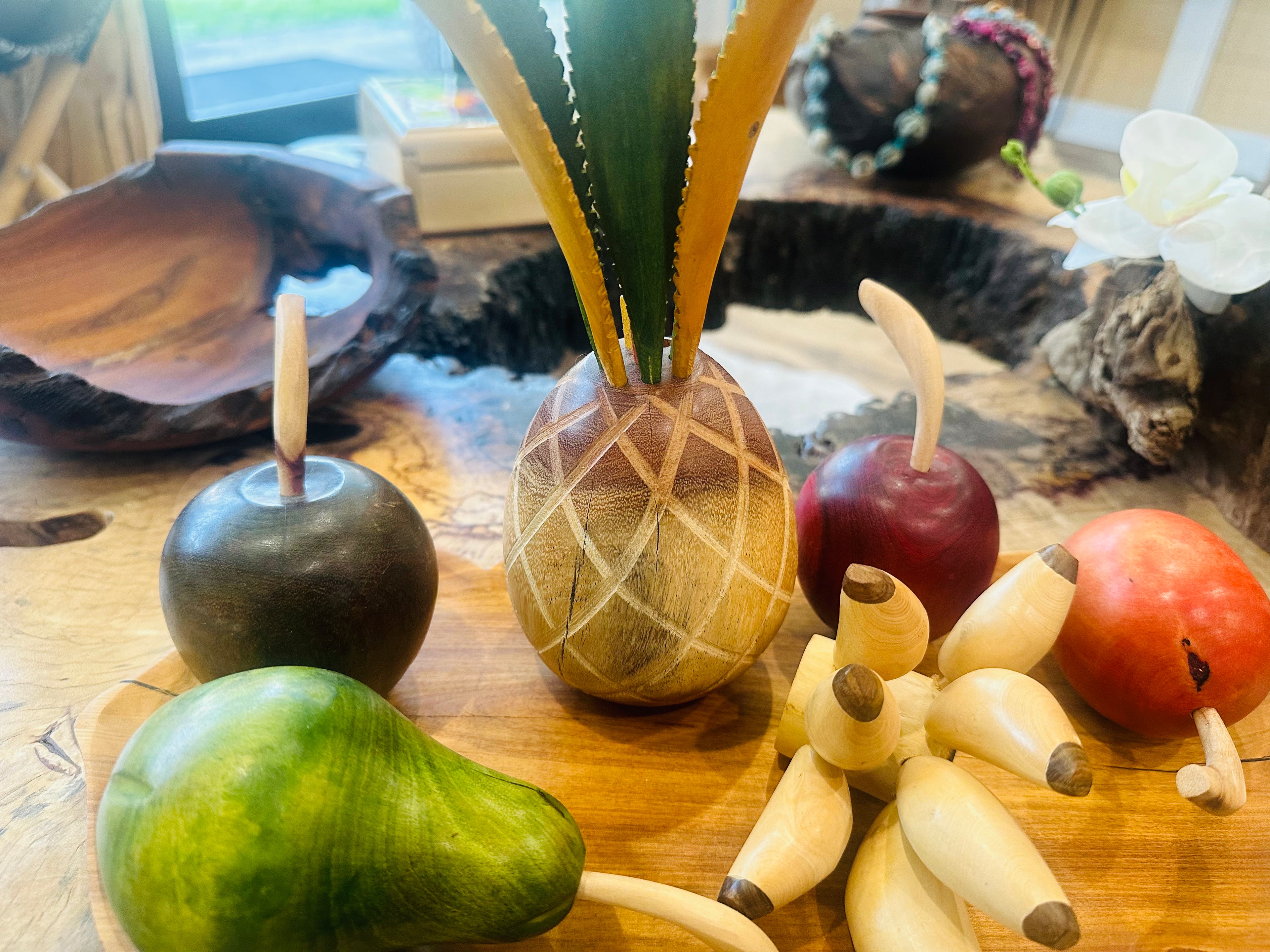 Wooden Fruit Plates - Restoration Oak