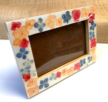 Load image into Gallery viewer, Pressed Flowers Picture Frame - Restoration Oak